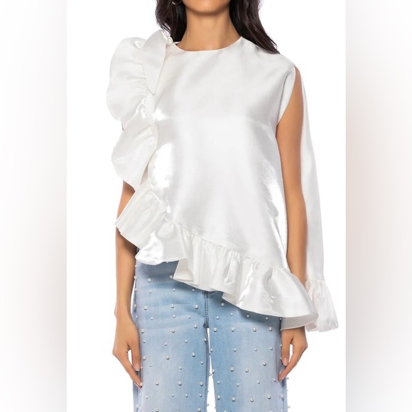 AKIRA Tops - AKIRA Look My Way Asymmetrical Ruffle Top